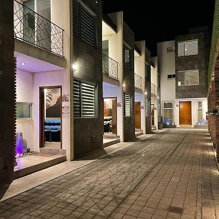 ברנל Bellhouse Hotel מראה חיצוני תמונה
