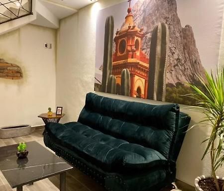 ברנל Bellhouse Hotel מראה חיצוני תמונה